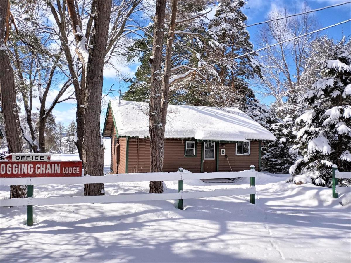 Logging Chain Lodge Cottage Resort Dwight Exterior foto